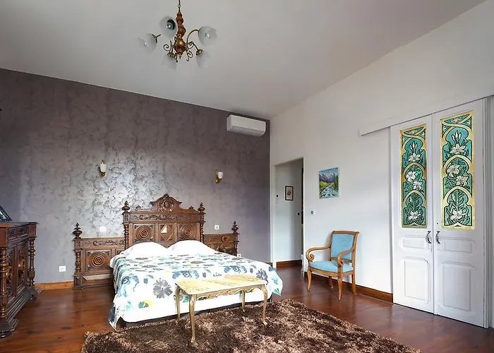 Couette-café L'orante 4*