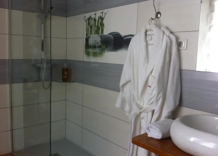 فندق مبيت وإفطار L'orante 4*